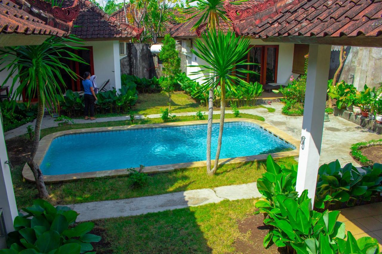 Ocean Sun Homestay Tulamben  Exterior photo